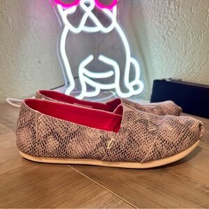 Toms Snake Print Women's Flats Size 8W
